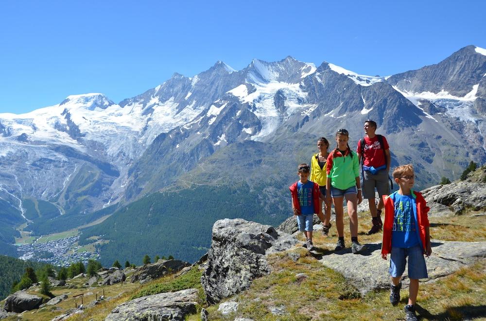 Swiss Family Hotel Alphubel Зас-Фе Экстерьер фото